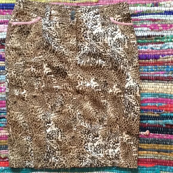 Miss Les Copains leopard skirt from France NWOT size 44 FR - Picture 2 of 12